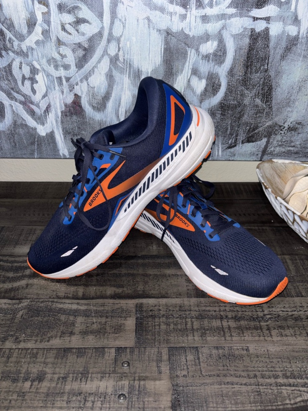 Brooks Adrenaline GTS 23 Men's Running Shoe SZ13 - Picture 2 of 10